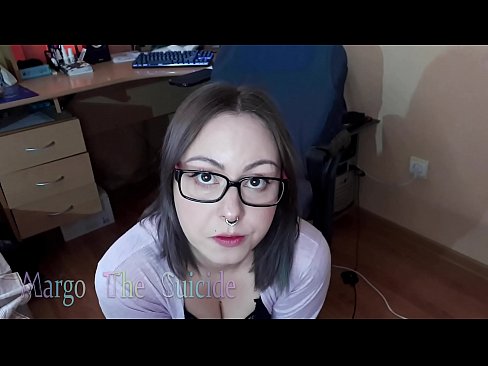 ❤️ Sexy Girl with Glasses Sucks Dildo Deeply on Camera ☑  Sessu à noi